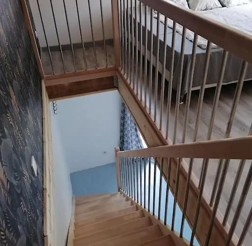 Duplex neuf avec extérieur