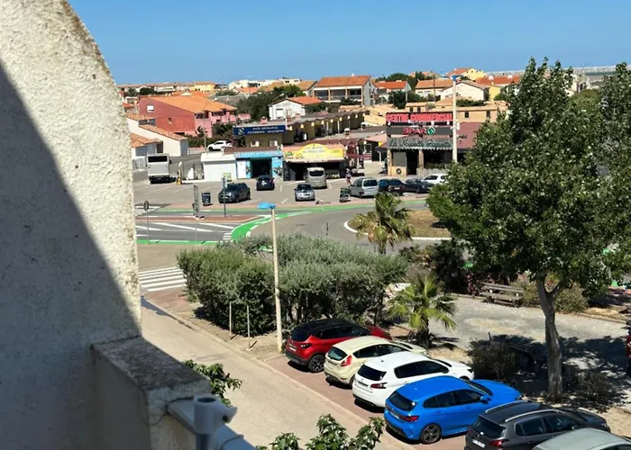 T2 moderne à 2 min de la plage