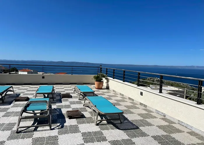 Villapetra ; Veliko Brdo