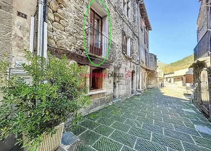 Appartamento nella casa patrimoniale più antica di Annot del 15mo secolo