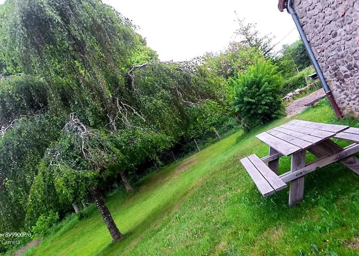 Maison entière avec étang privé dans cadre sauvage
