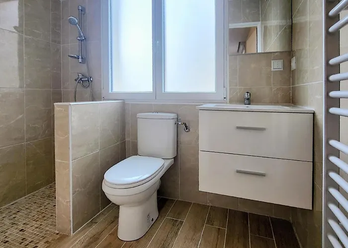 Appartement 2 Coin cuisine, coin chambre, salle de bain