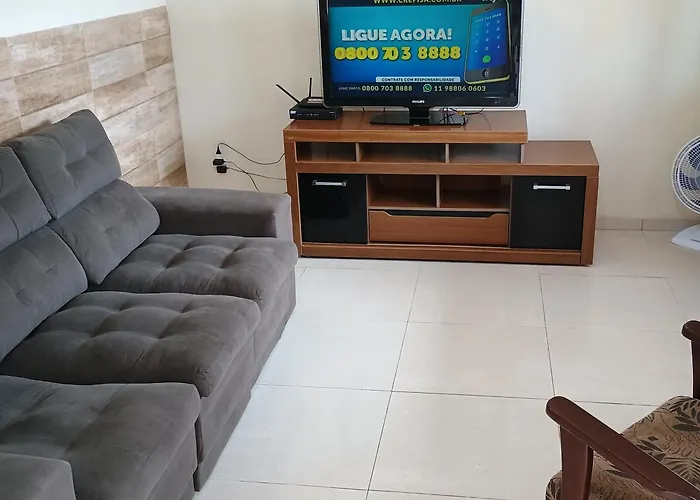 Linda casa com piscina