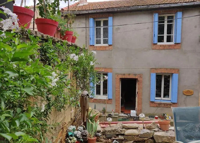 Ceps Cottage Sleeps 6 With Free Wifi Near The River