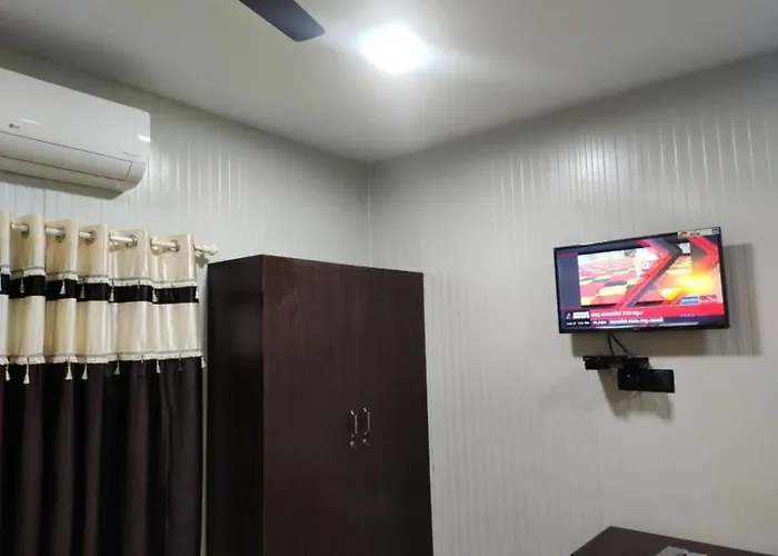 Guest house: Vidhara Rooms