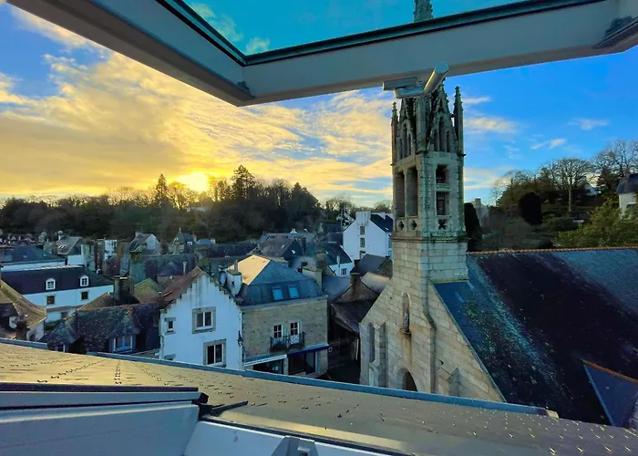 Le Parvis de PONT-AVEN