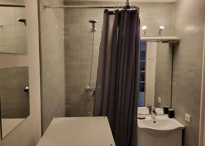 Appartement cosy proche centre thermal et télécabine 3 vallées