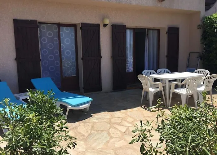 Corsicadream cupabia, appartement dans villa proche Porticcio, vue mer, piscine