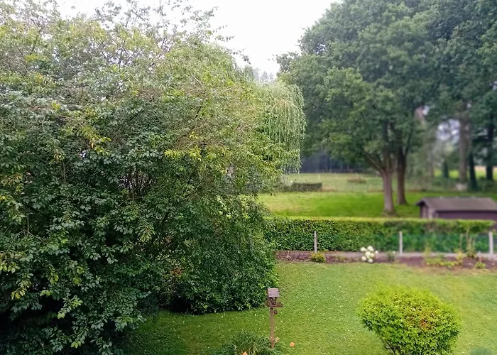 Hotel with pool: B&B Roseland