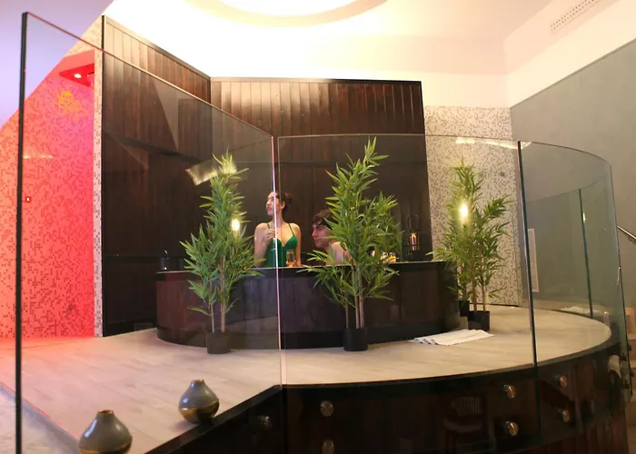 Hotel 4 stelle: The Hive Hotel