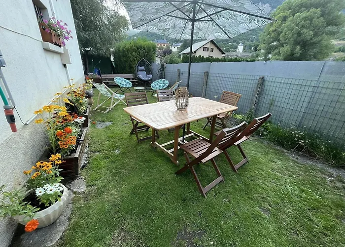 Appartement Spacieux A L'Argentiere-La-Bessee, Terrasse Et Jardin