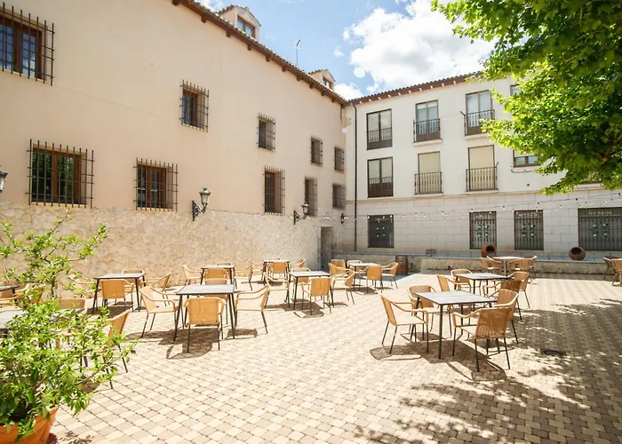 AZZ Peñafiel Las Claras &Spa