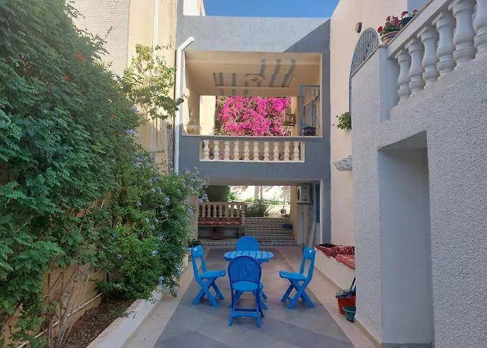 Villa Azaiiza