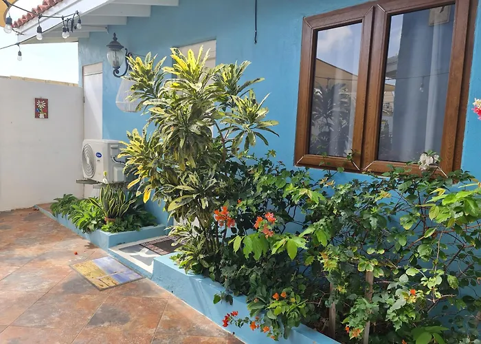 Hotel: Sandcastle Beach Apartments