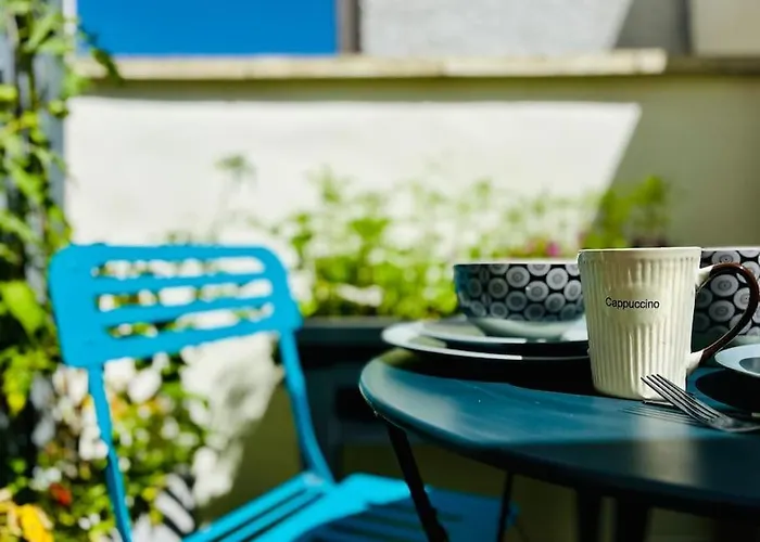 Rey - T2 terrasse, Cœur de ville