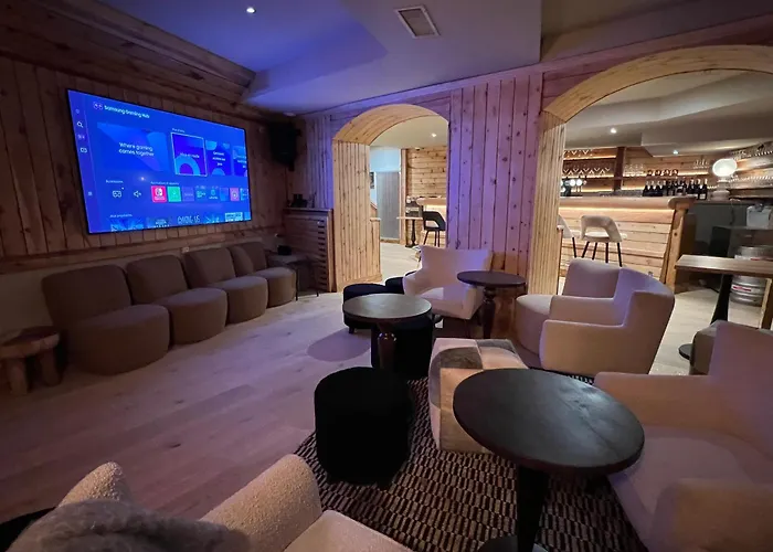 3 star hotels Everest