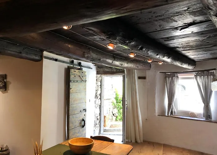 Mon Roc - Maison de montagne atypique avec vue