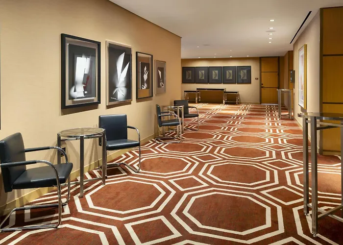 Luxury hotel only: Residence Inn By Marriott Chicago Downtown Magnificent Mile