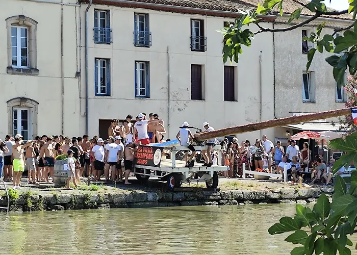 Studio indépendant proche canal du midi