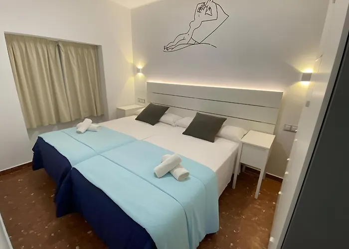 Marqués de Guadiaro 1 Apartamentos