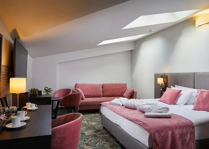 4-Sterne-Hotel: Hotel Estera