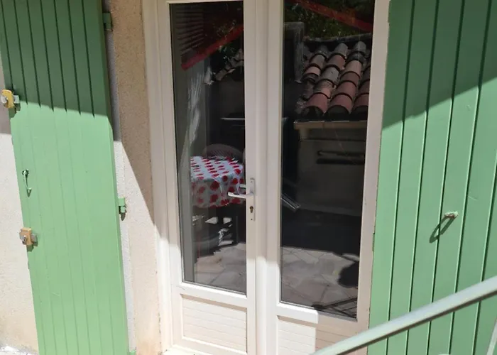 STUDIO INDEPENDANT AUBAGNE proche AIX CASSIS LA CIOTAT MARSEILLE
