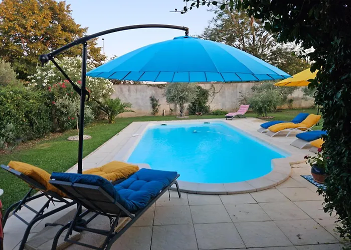 maisonnette avec piscine la picholine