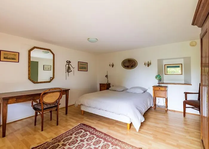 Belle maison chaleureuse à 50m de la mer