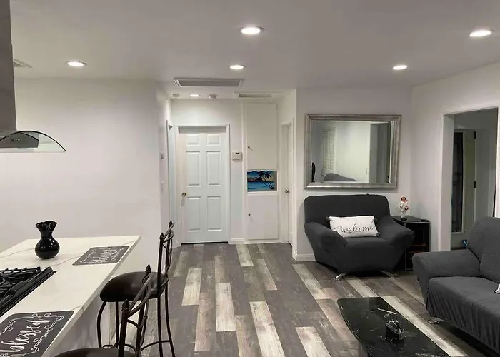 Beautiful 4 Bedroom 2 Bathroom House