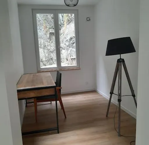 Appartement 75m2 plein centre face a la mairie