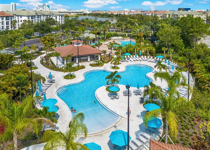 Pool Villa: Orlando Resort Rentals At Universal Boulevard