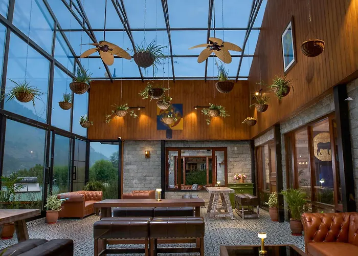 Larisa Resort Manali