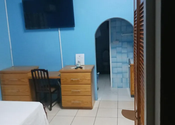 Finch Apartment