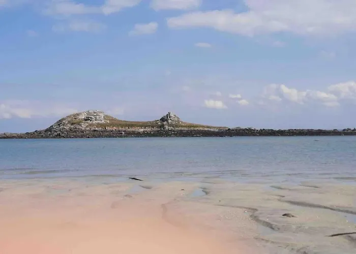 Maison lumineuse - vue sur mer à 150m de la plage