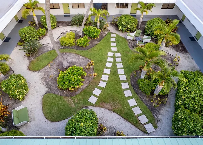 Hadley Resort And Marina