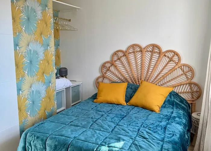 Mon Appart à la Plage, Piscine, Wifi, TV