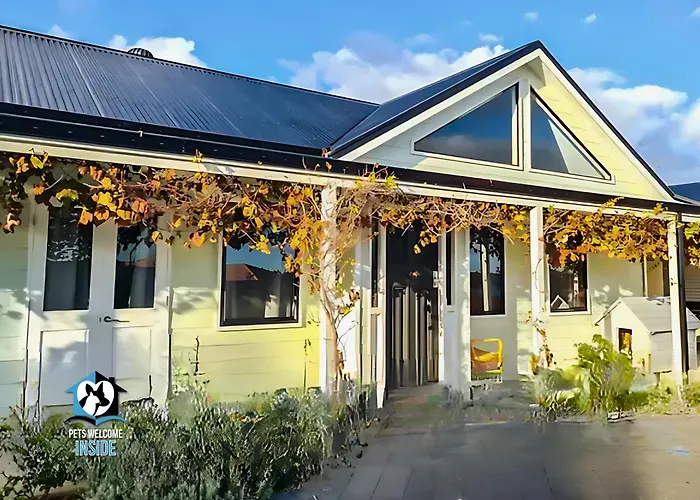 A Beautiful Property, Walking Distance To The Beach In Esperance Wa!
