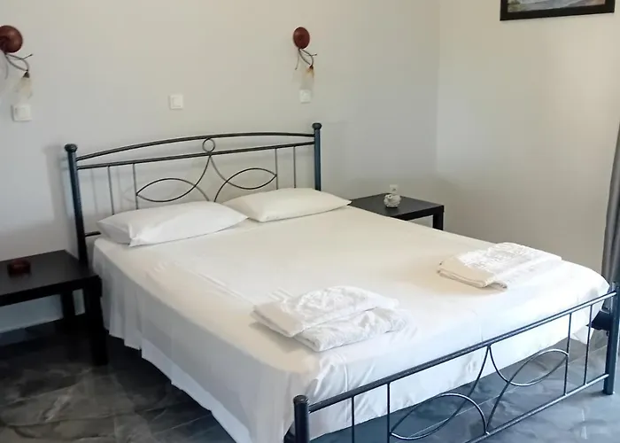 Eleni'S Studios