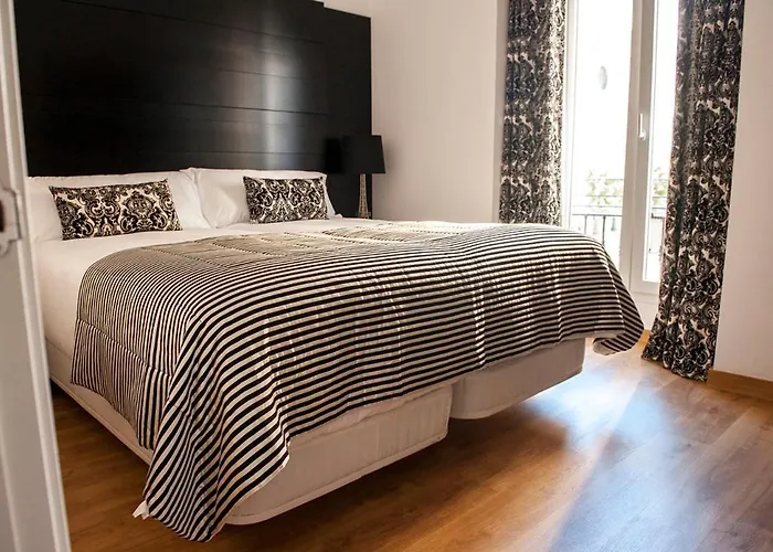 Apartamentos Art Suite Santander