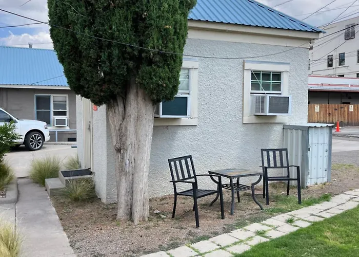 Dragonfly Cottage 1 Of 5 Listings Downtown