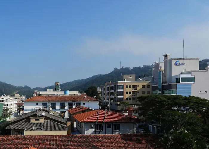 Residencial Dona Dina - Mestre Naro