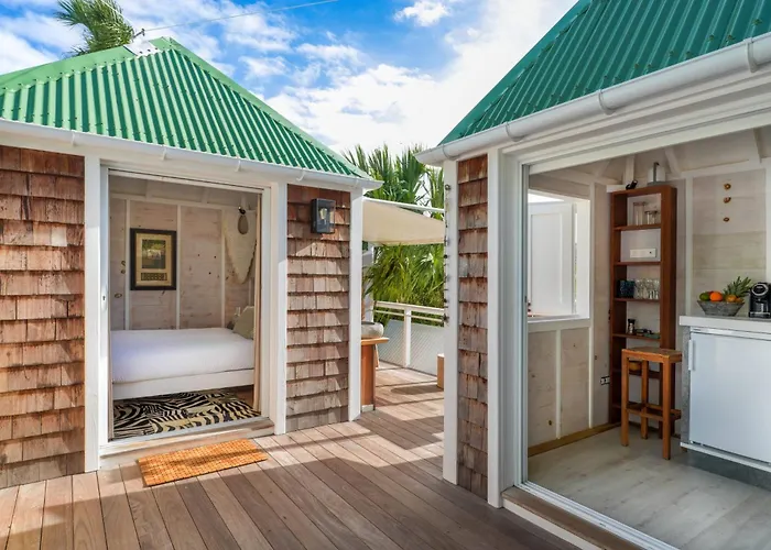 Charming Bungalow In Saint Barthelemy With Shared Pool.