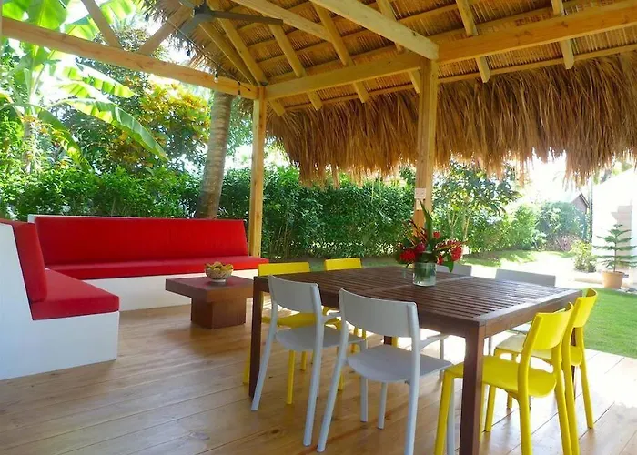 Charming Oceanside 2 Bd Villa