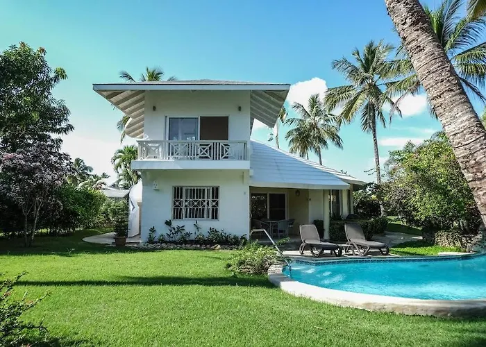 Charming Oceanside 2 Bd Villa