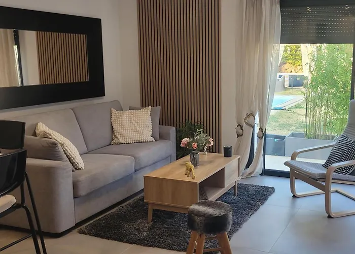 M-A Cottage Piscine