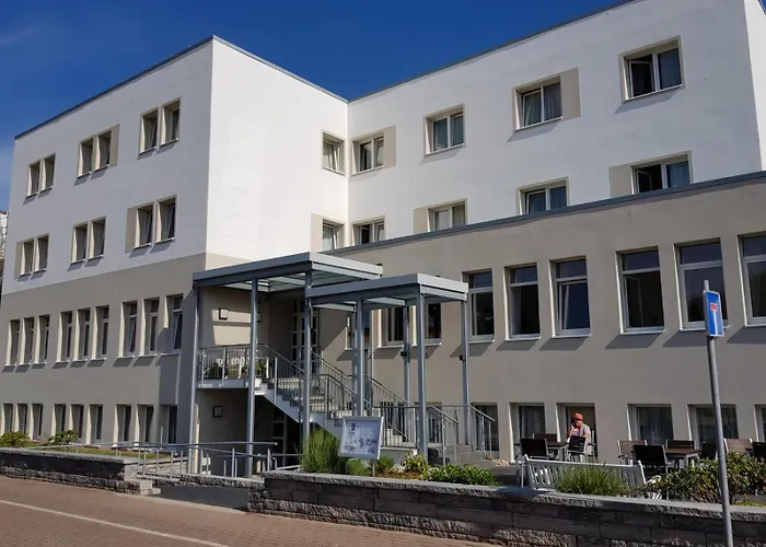 Hus Up Dün