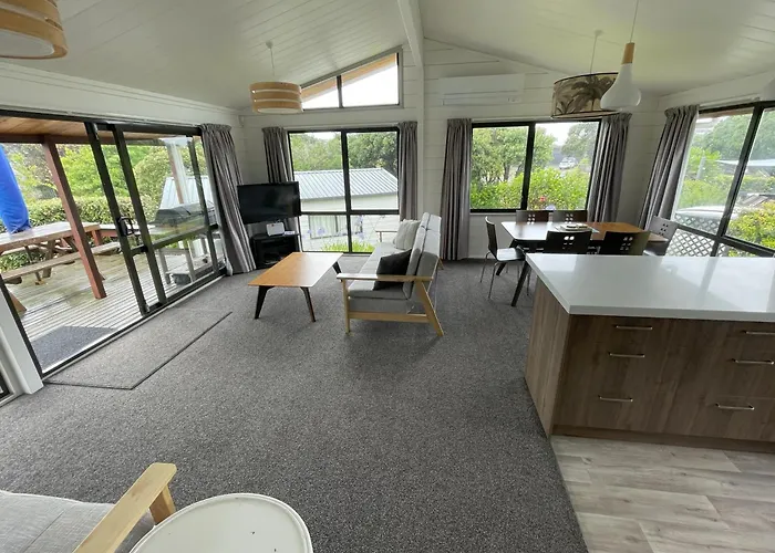 Relax At Pauanui - Pauanui Holiday Home
