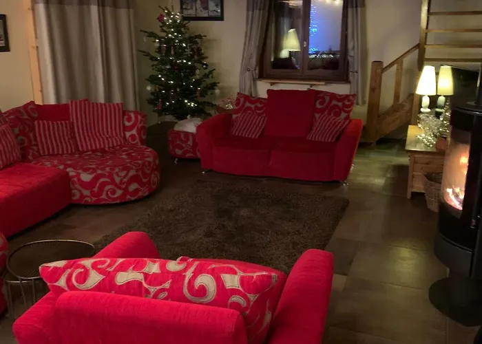 Spacious Ski Chalet In Traditional French Village, Sleeps 8, Four Star With Fibre Broadband