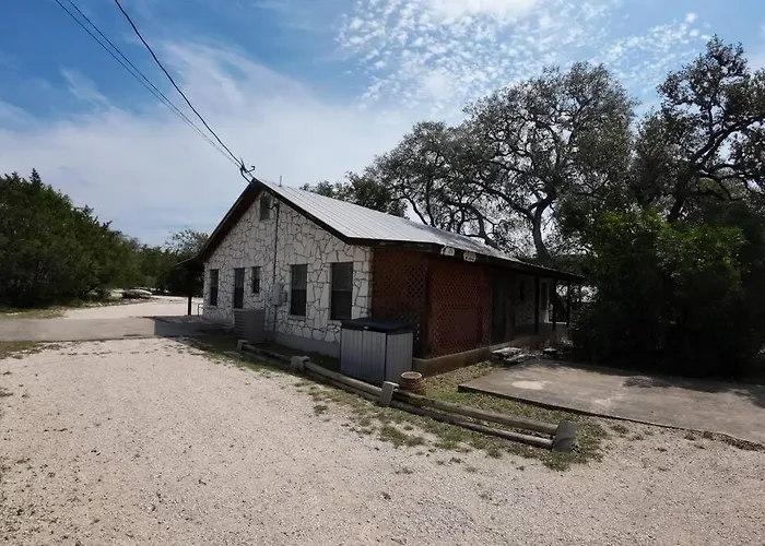 Laurel Canyon - Frio River Haven