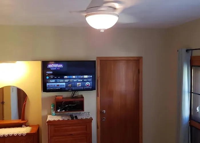 Island Paradise Apartments
